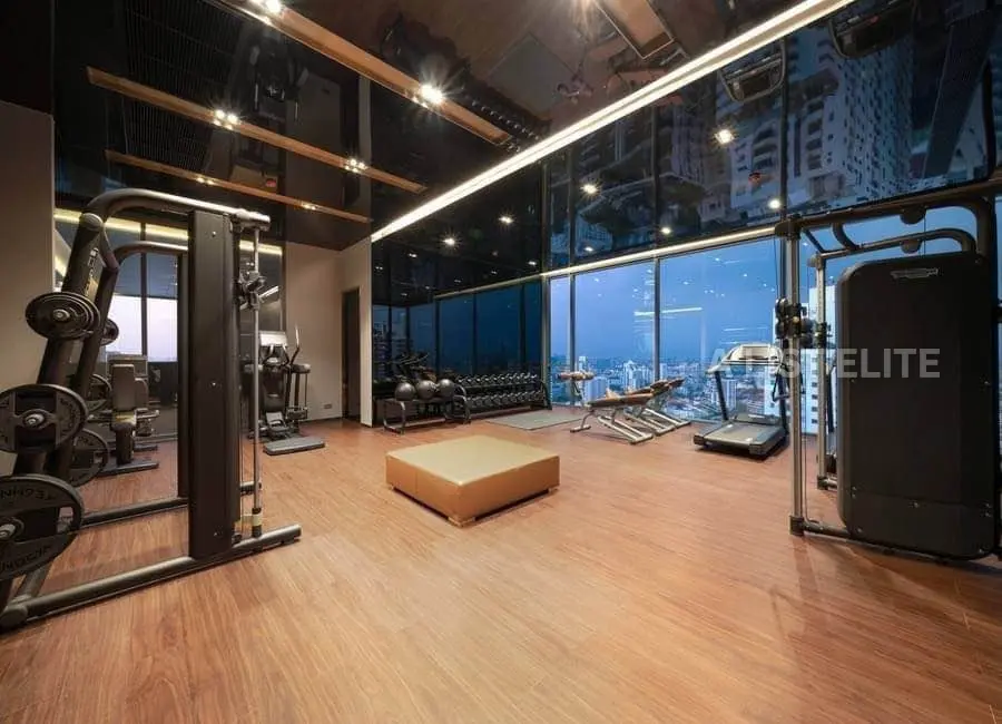 LAVIQ SUKHUMVIT 57