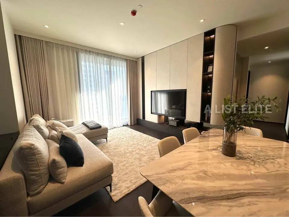 LAVIQ SUKHUMVIT 57