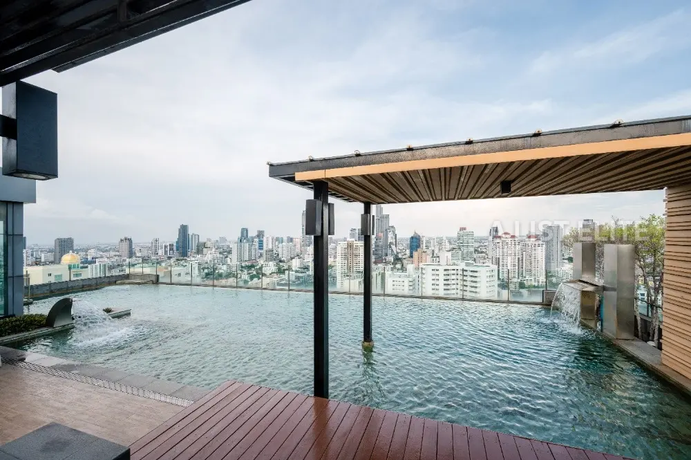 H Sukhumvit 43