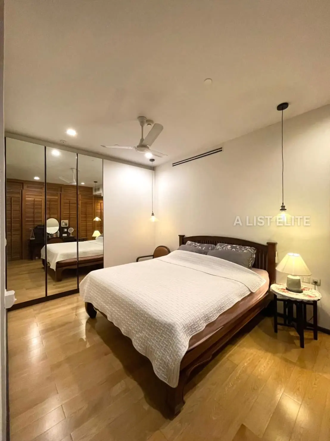 CIRCLE LIVING PROTOTYPE