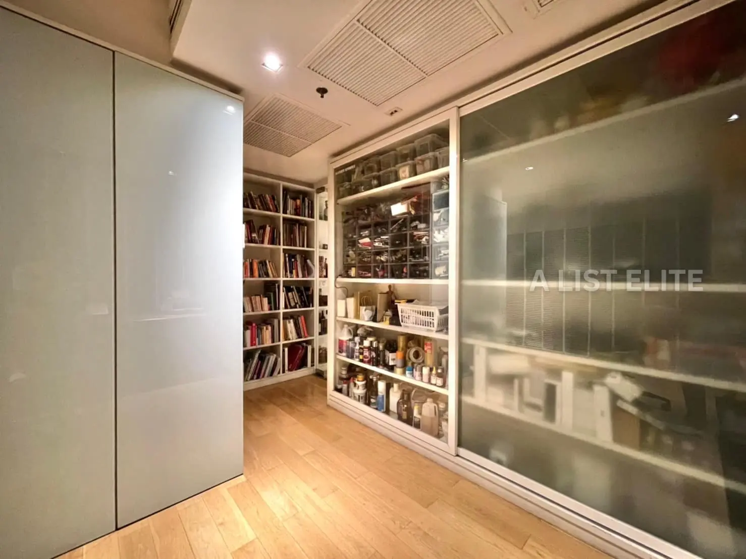 CIRCLE LIVING PROTOTYPE