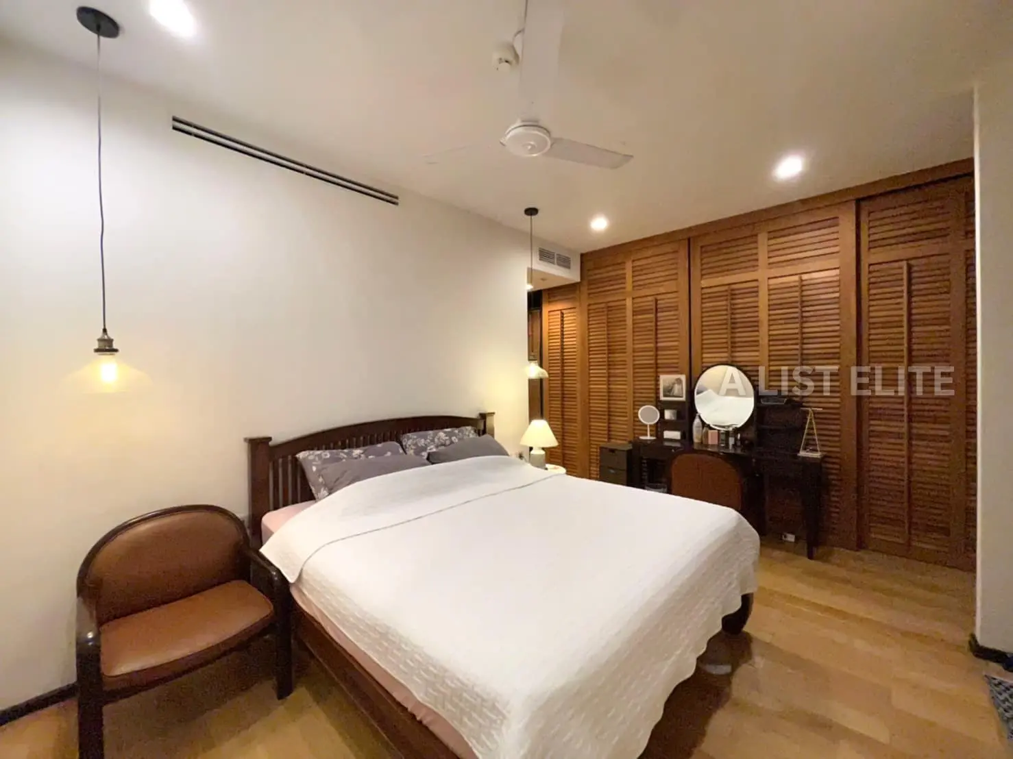 CIRCLE LIVING PROTOTYPE