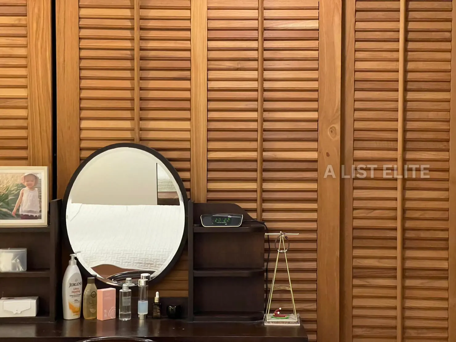 CIRCLE LIVING PROTOTYPE