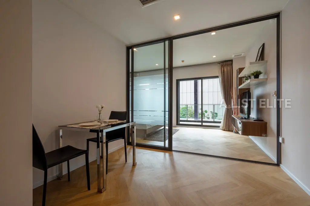 PARK ORIGIN THONGLOR