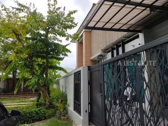 PARK ORIGIN THONGLOR