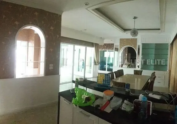 PARK ORIGIN THONGLOR