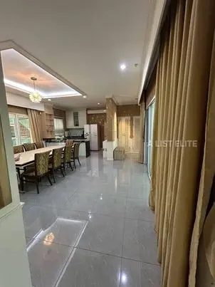 GRAND BANGKOK BOULEVARD 