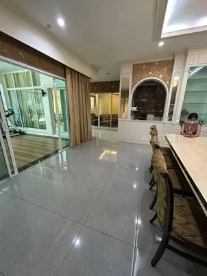 GRAND BANGKOK BOULEVARD 