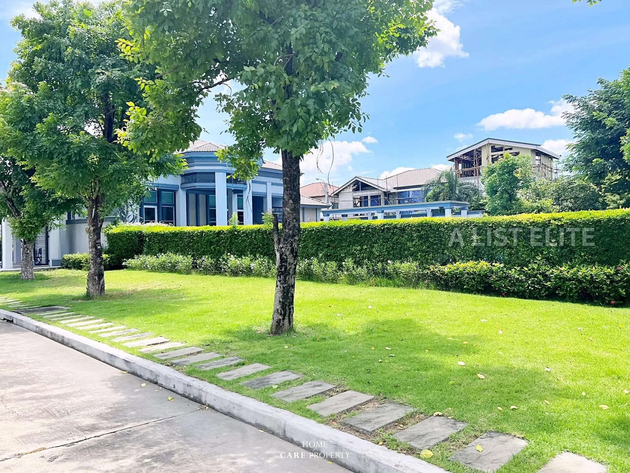 PARK ORIGIN THONGLOR