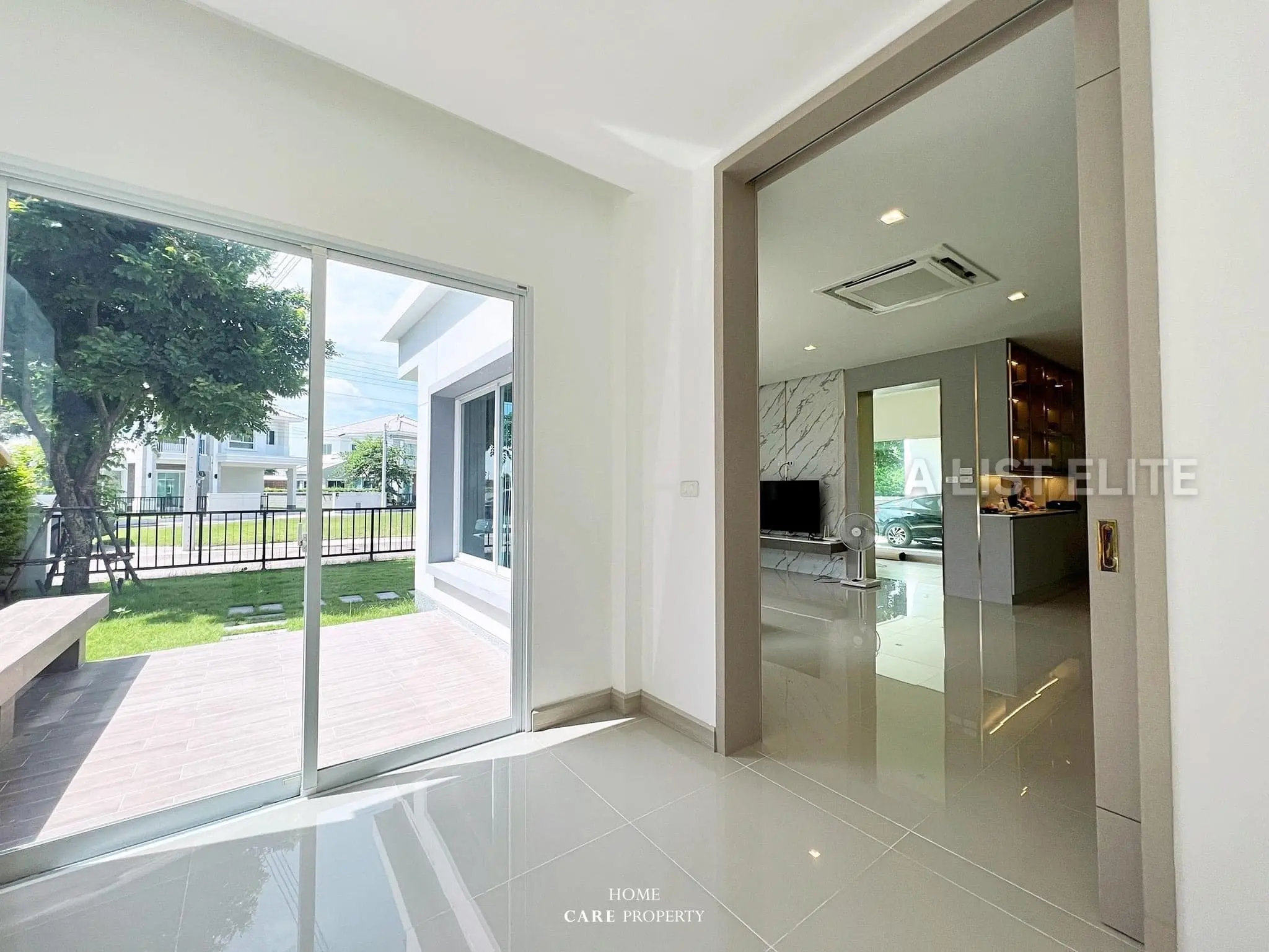 PARK ORIGIN THONGLOR