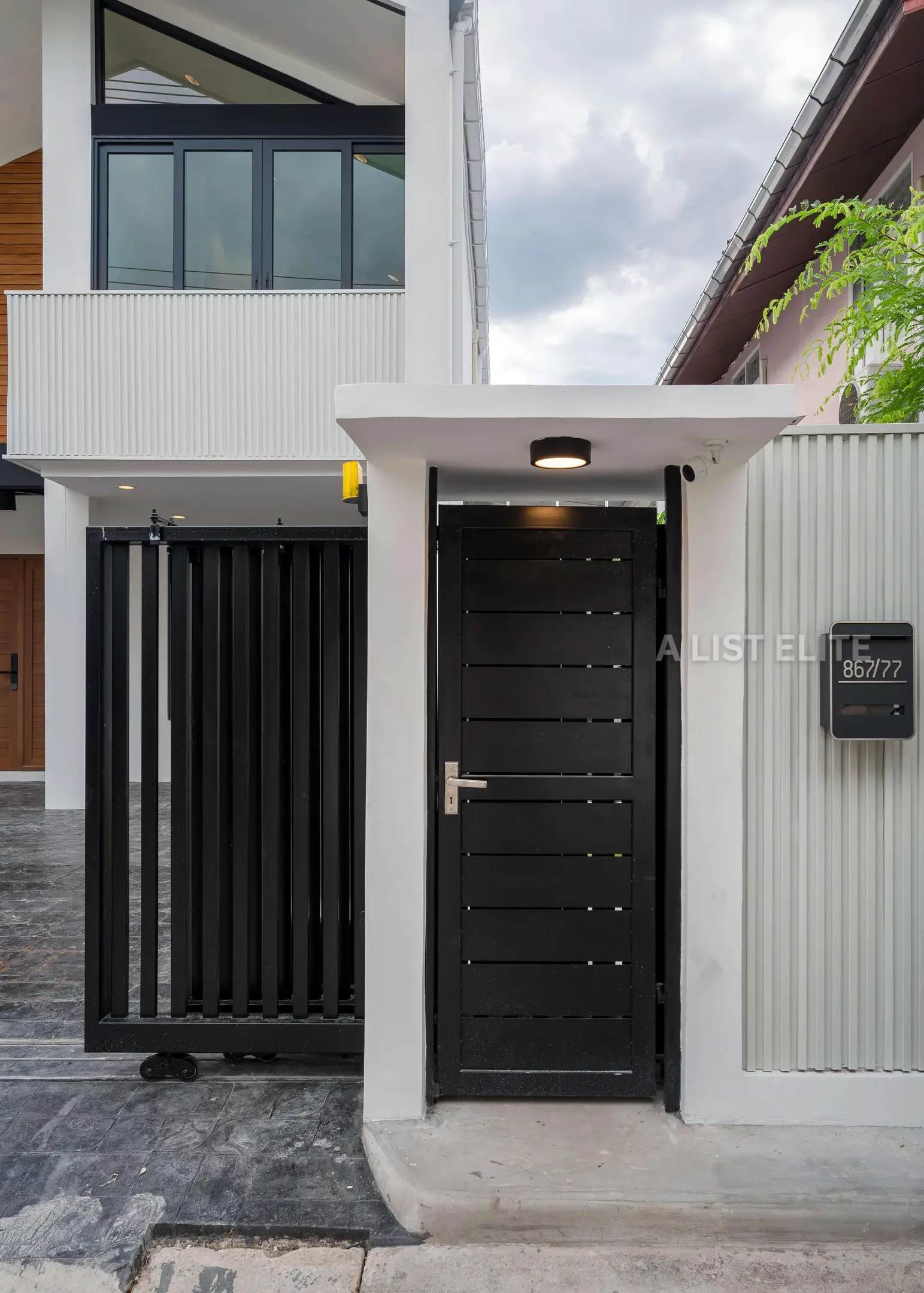 Maison à 2 étages à vendre