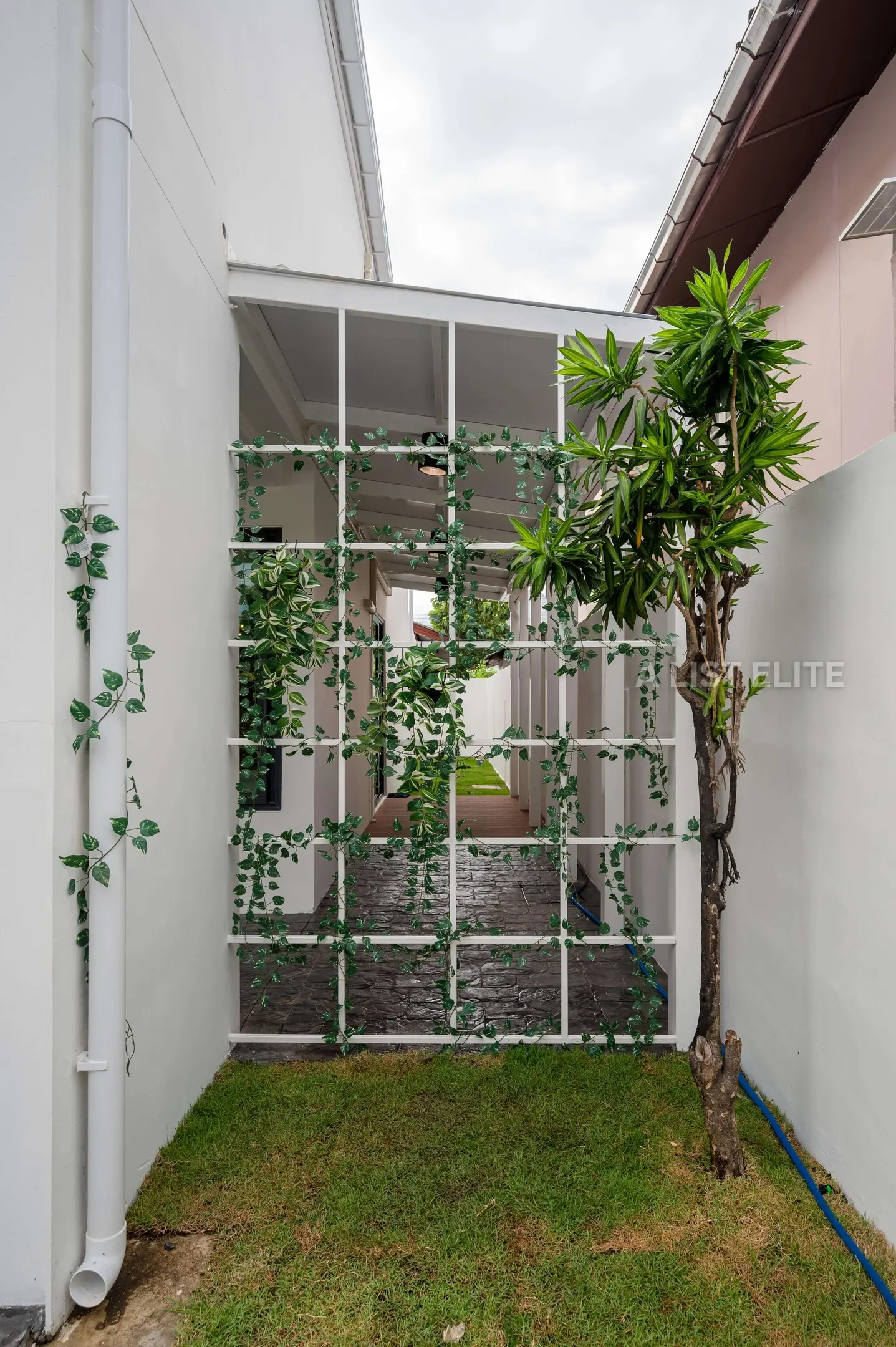 Maison à 2 étages à vendre