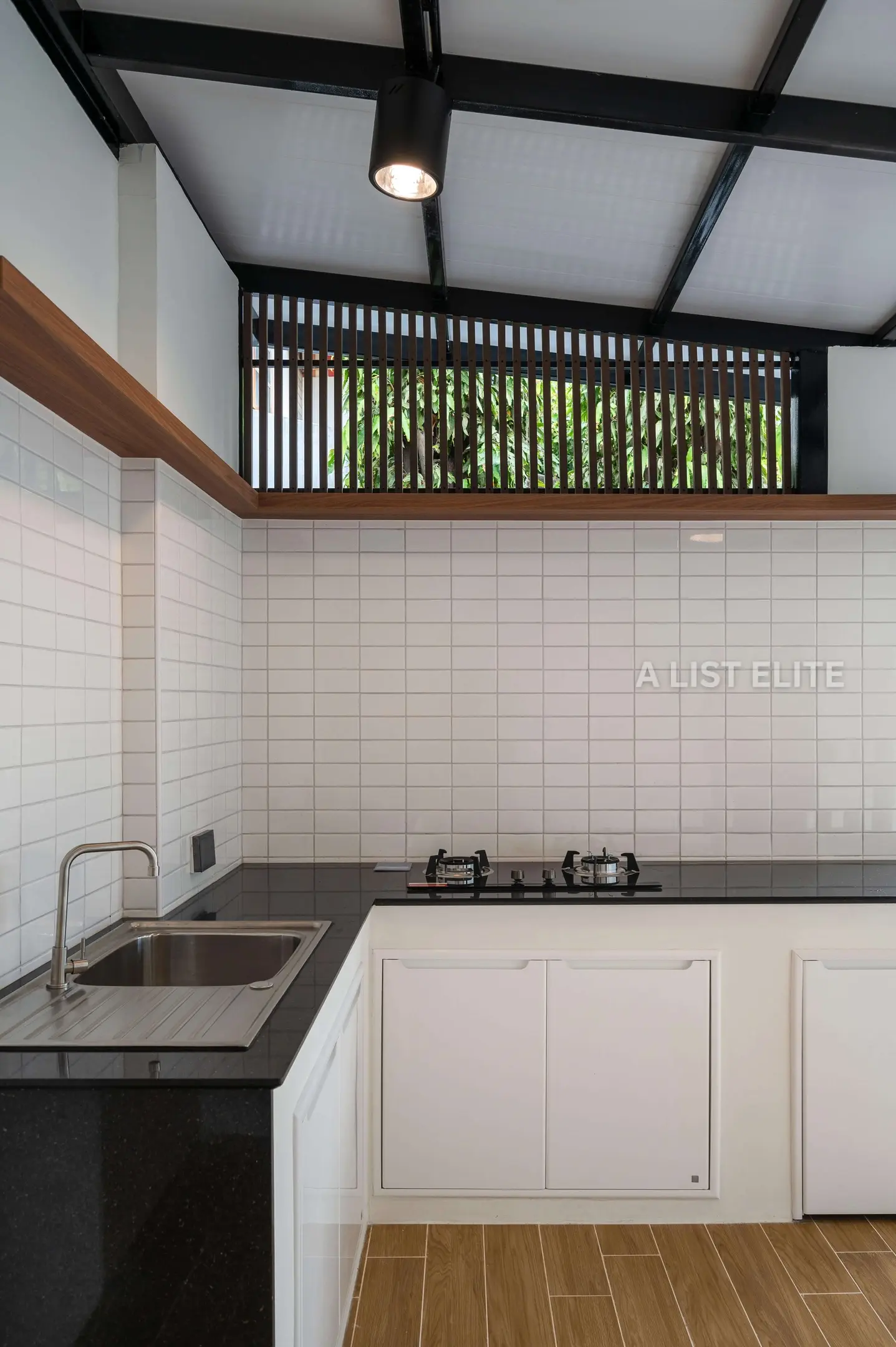 Maison à 2 étages à vendre