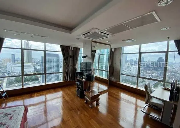 Baan Sathorn Chaopraya