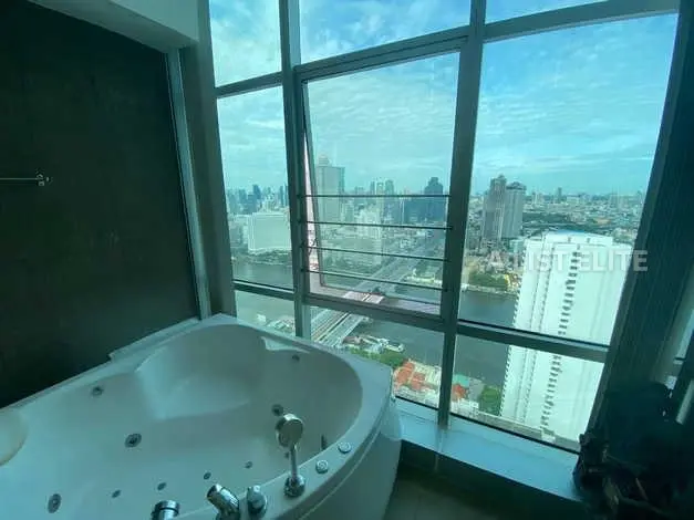 Baan Sathorn Chaopraya