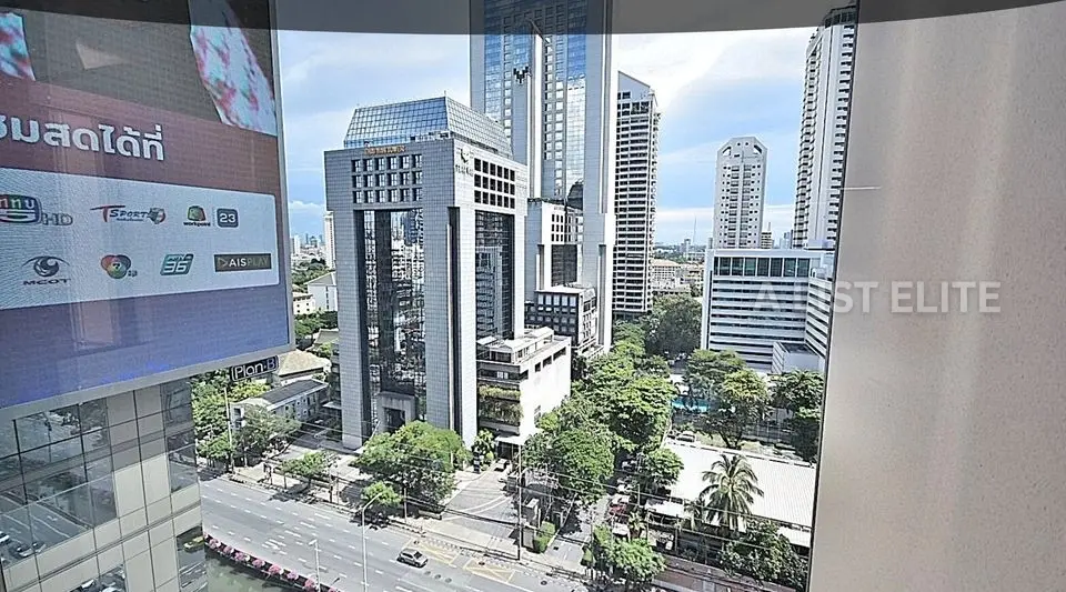 อาคารโครนอส สาทร
