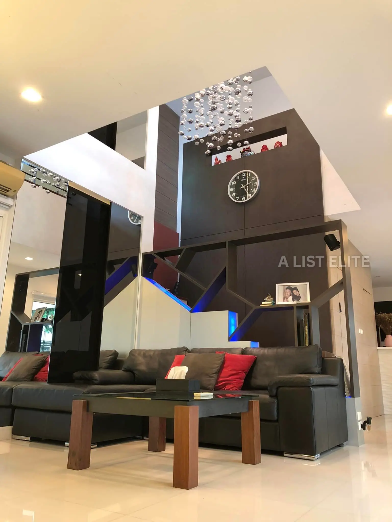 NIRVANA SATHORN