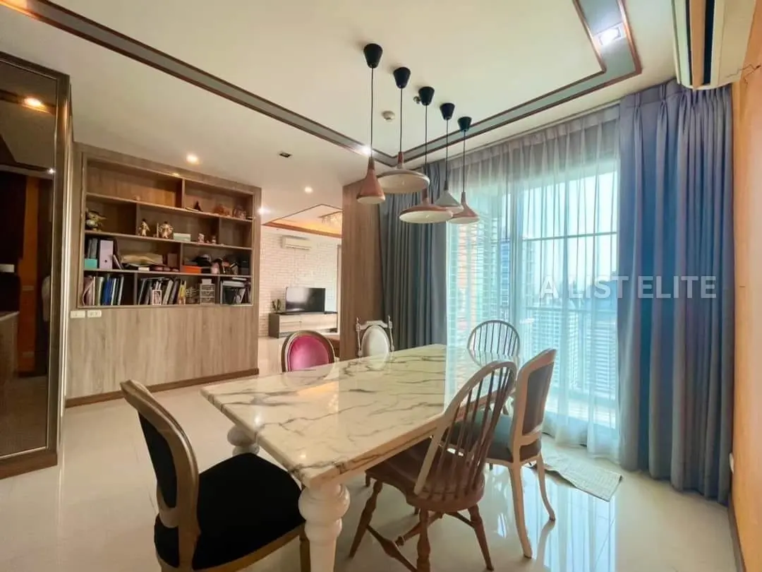 Villa Asoke