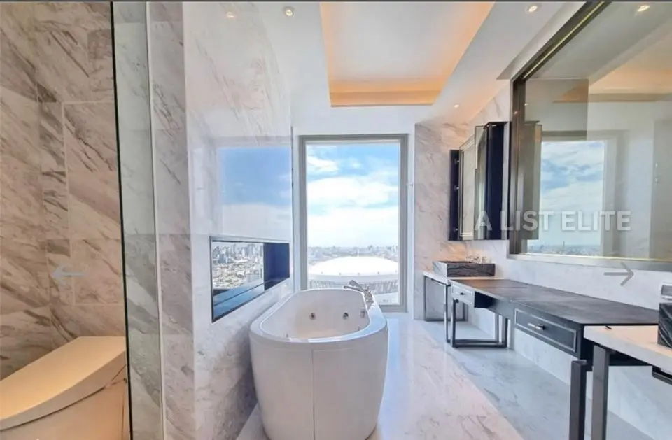 The Residences At Mandarin Oriental