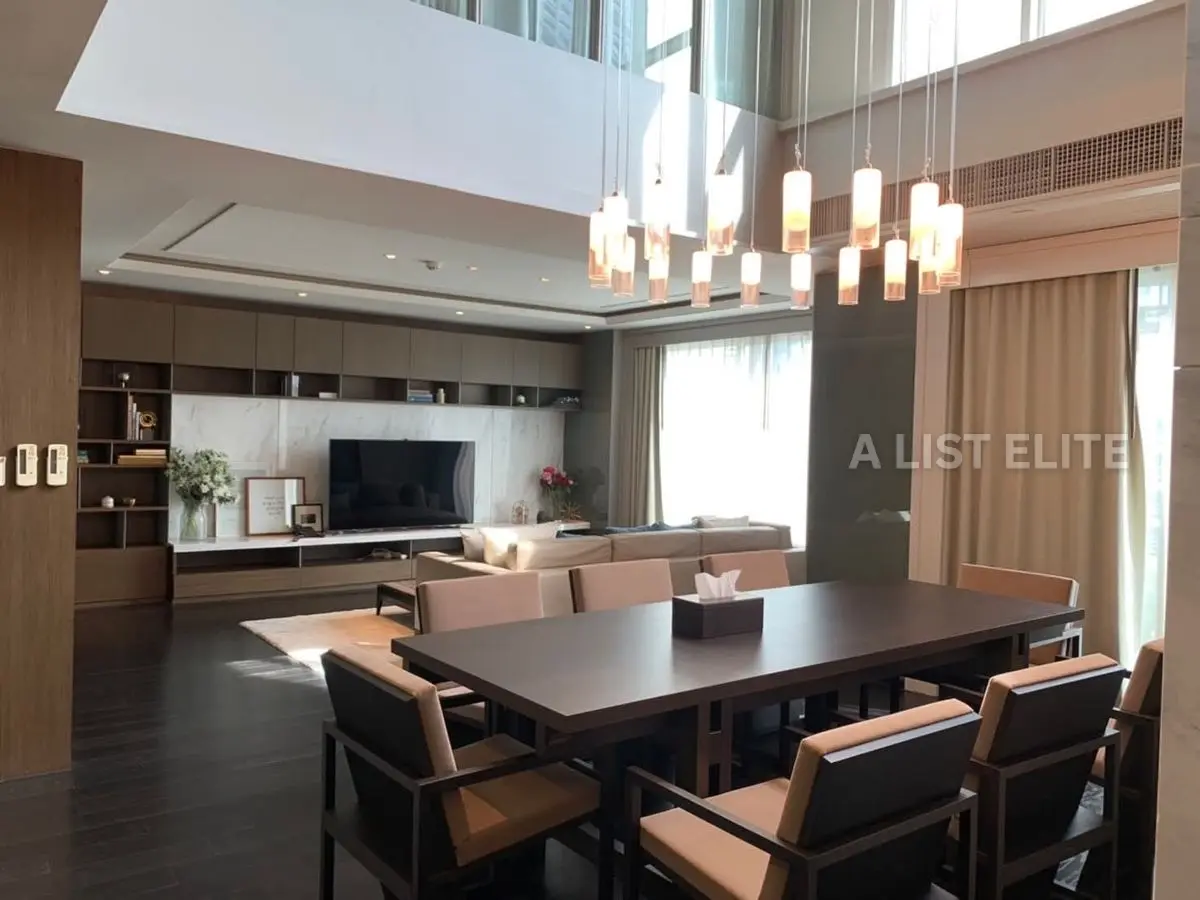 The Crest Sukhumvit 24