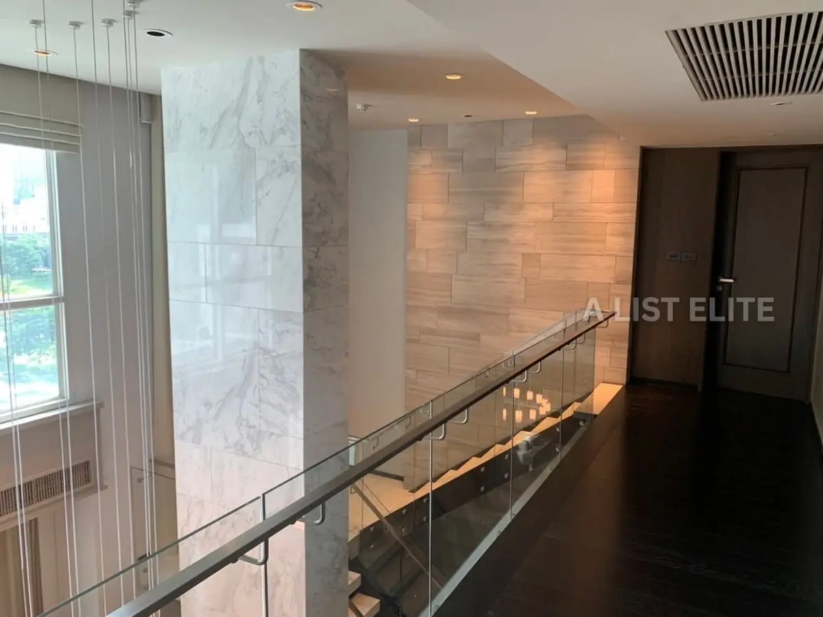 The Crest Sukhumvit 24