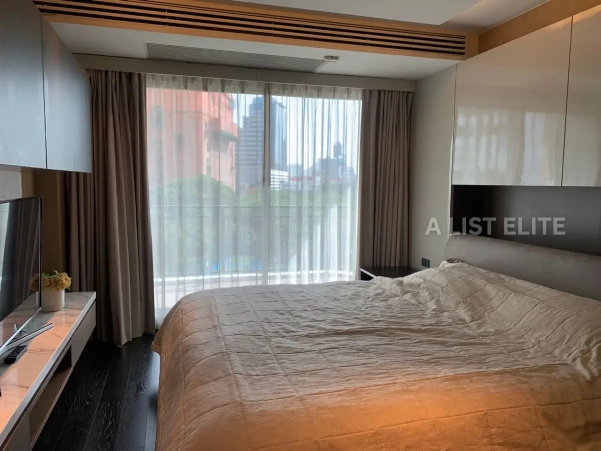 The Crest Sukhumvit 24