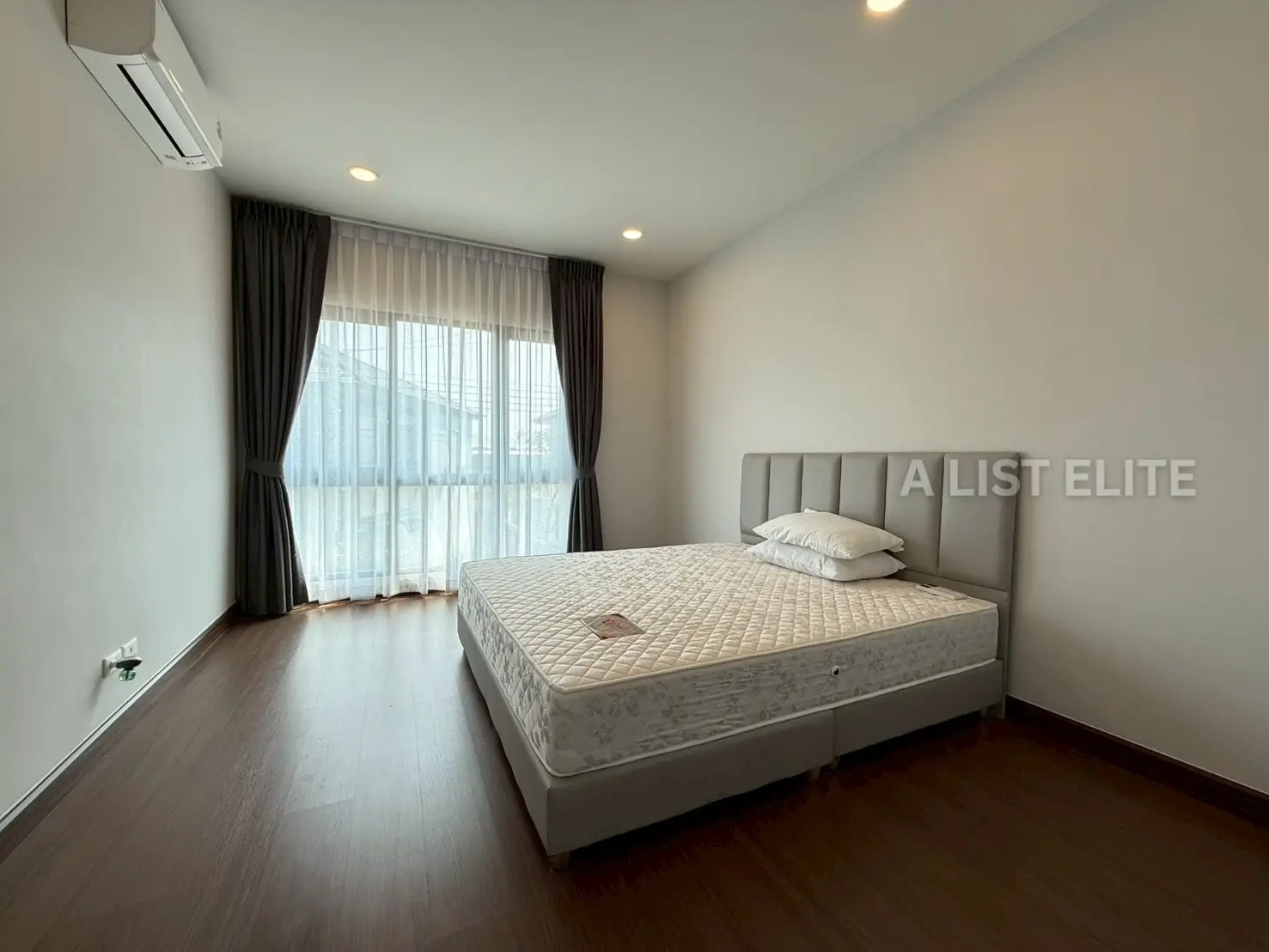 The City Bangna Modern Luxury Living Near Mega Bangna