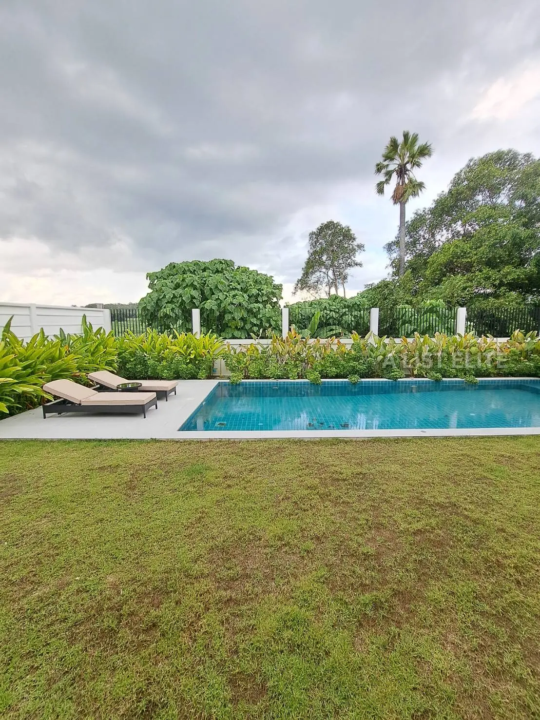 Exclusive Living Embraced by Nature 
