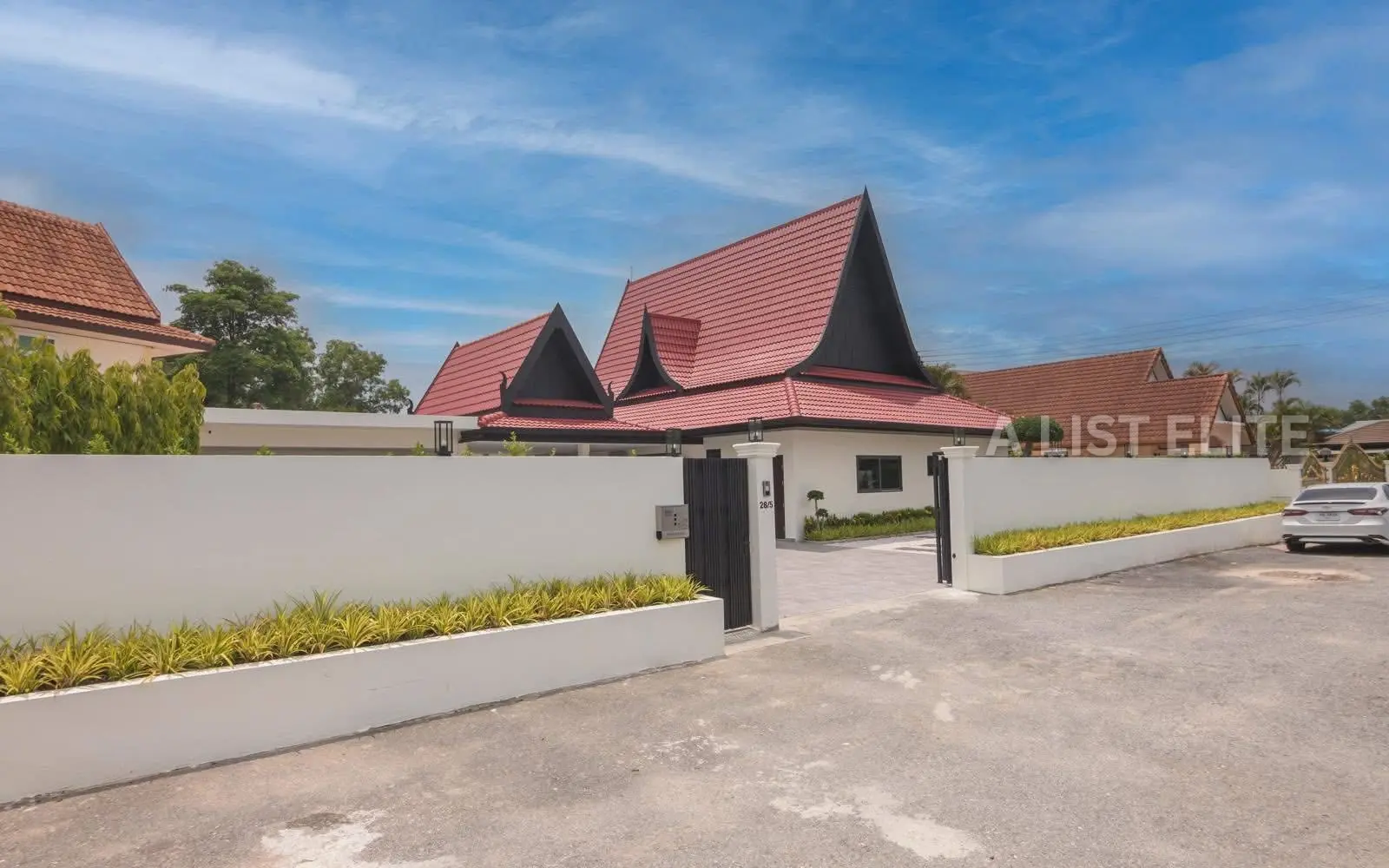 พูลวิลล่าหรู มาบประชัน – Horseshoe Point