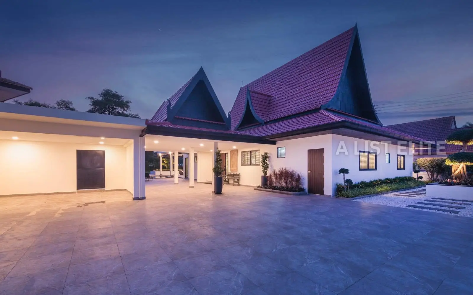 พูลวิลล่าหรู มาบประชัน – Horseshoe Point