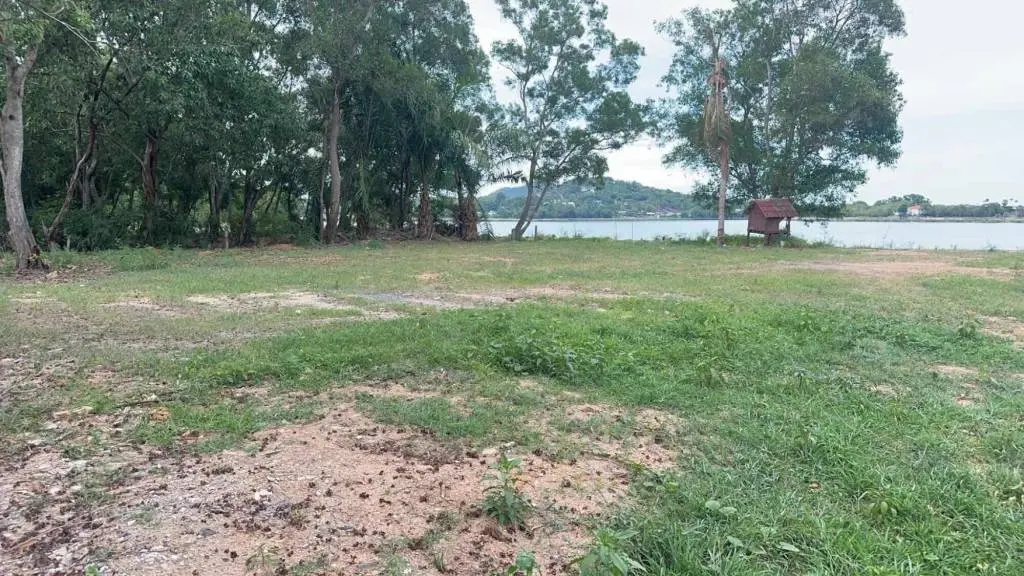 
    3784 SQM of Scenic Lakeside Land, Chaweng lake
  