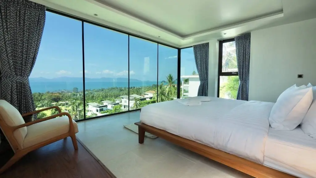 
    4 bed Luxurious Ocean View Villa in Bang Por
  