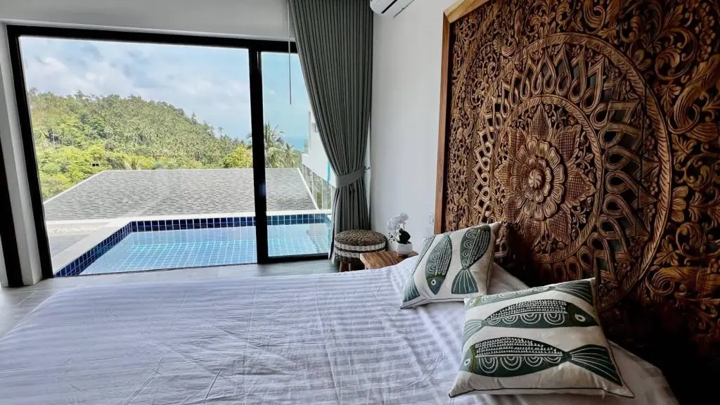 
    Affordable 2-Bedroom Condo with Ocean View in Lamai
  