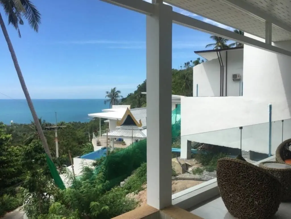 
    Affordable Modern Condo with Ocean View and Pool in Lamai
  