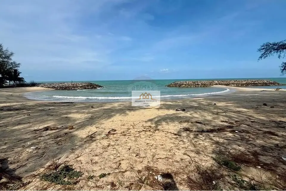 Stunning Beachfront Land in Sichon with Direct Sea Access.