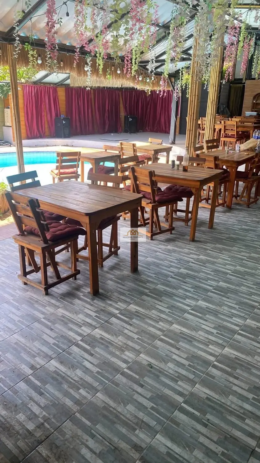 Italian Restaurant with 1 bed house with Large Pool, Covered Patio & Tropical Vibes In Bangrak 