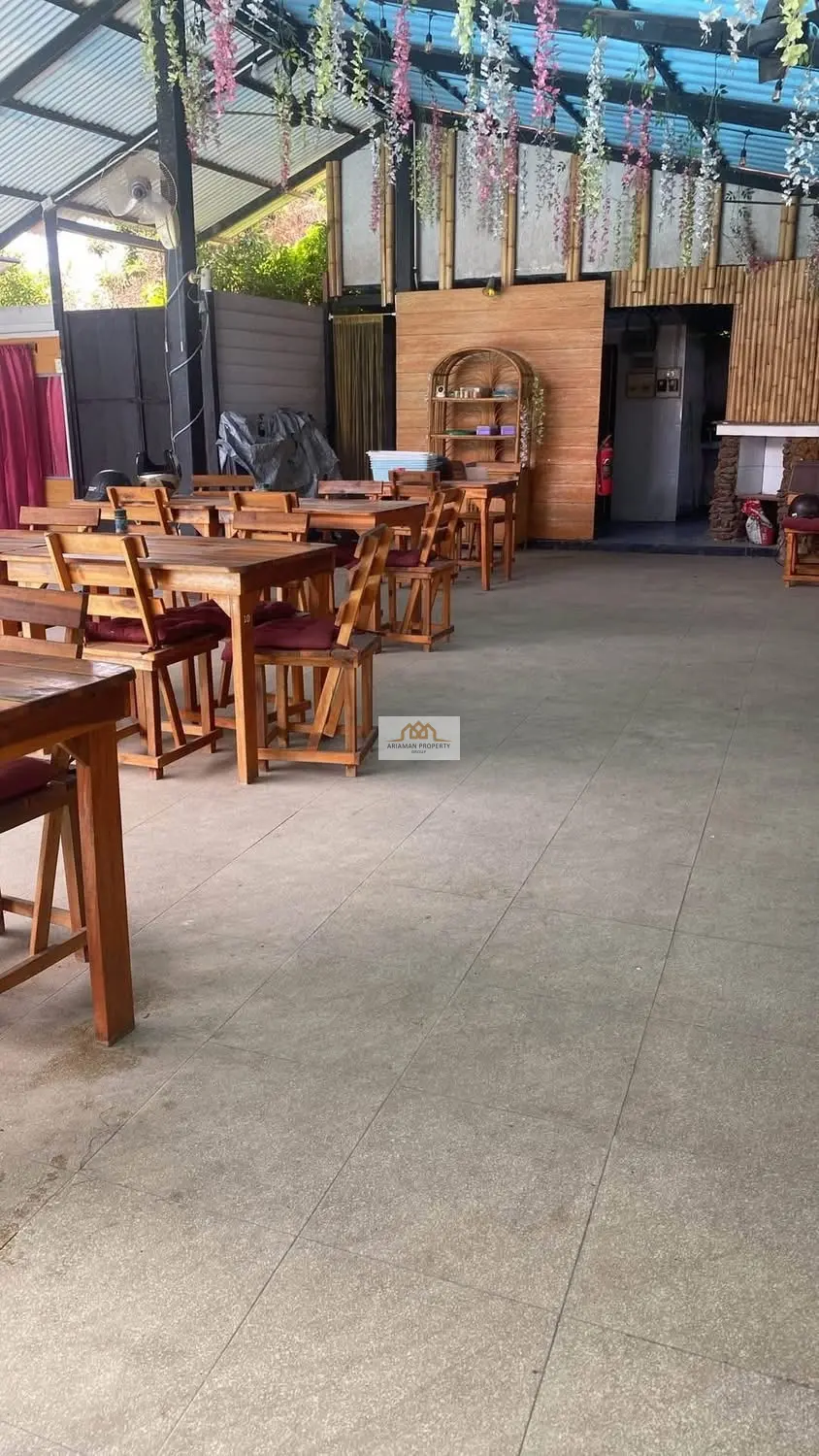 Italian Restaurant with 1 bed house with Large Pool, Covered Patio & Tropical Vibes In Bangrak 