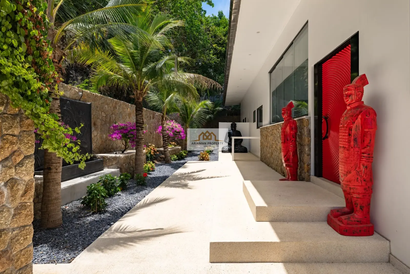 Luxurious 4-Bedroom Freehold Villa with Stunning Ocean and Mountain Views in Chaweng Noi