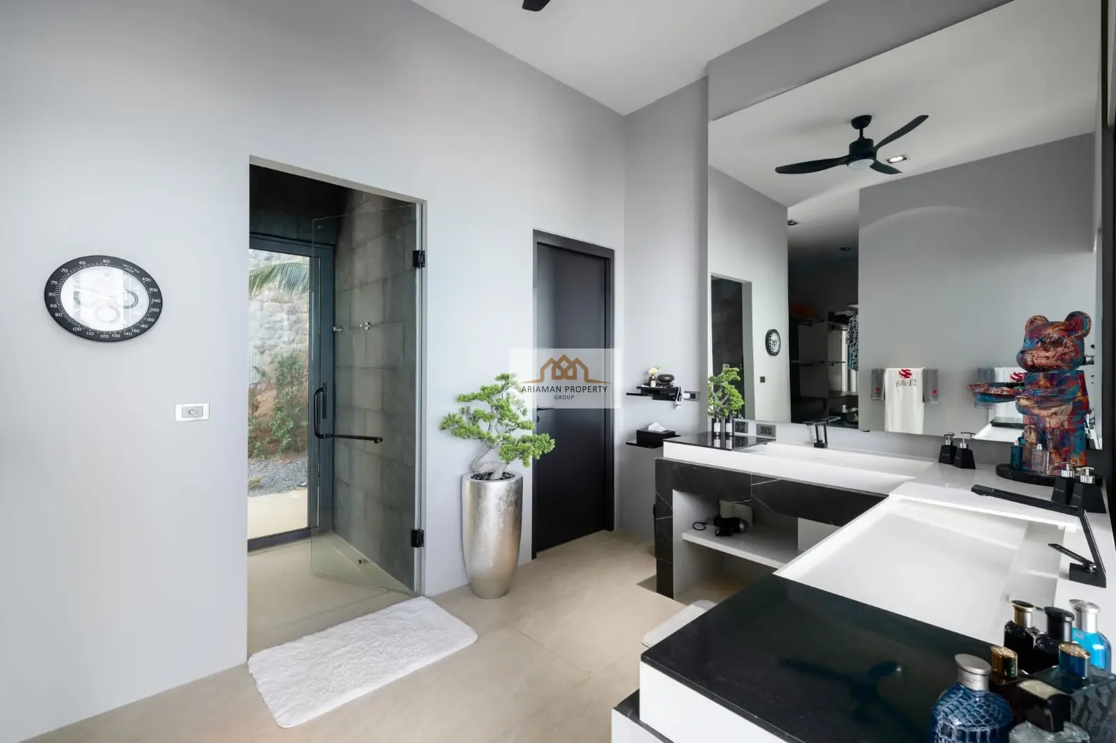 Luxurious 4-Bedroom Freehold Villa with Stunning Ocean and Mountain Views in Chaweng Noi