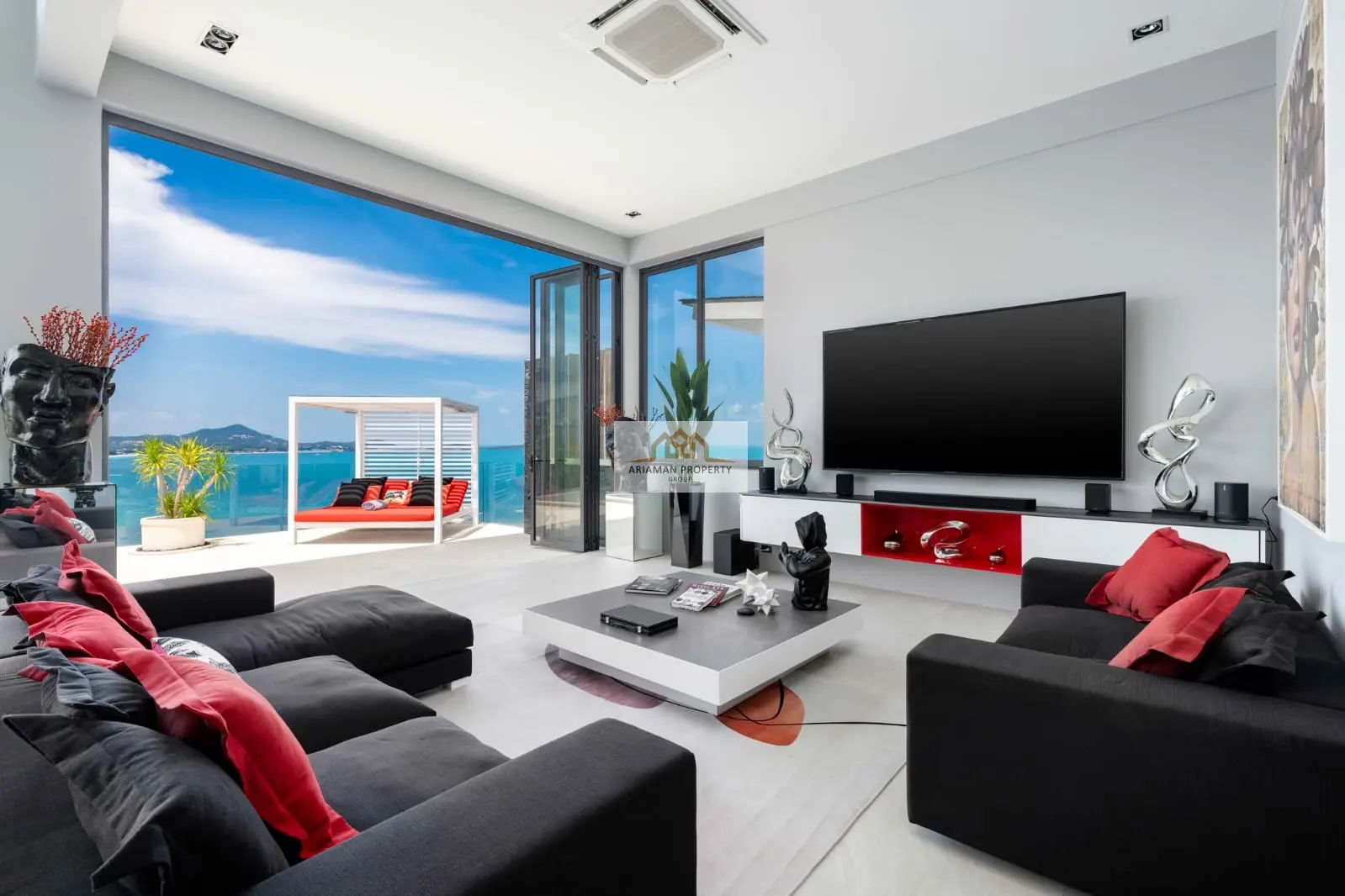 Luxurious 4-Bedroom Freehold Villa with Stunning Ocean and Mountain Views in Chaweng Noi