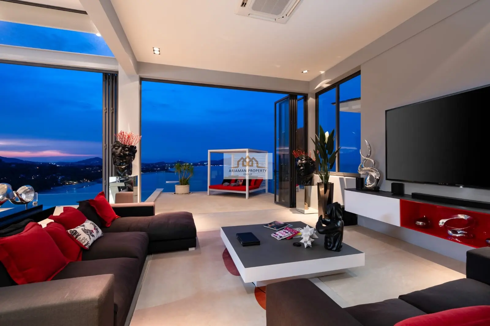 Luxurious 4-Bedroom Freehold Villa with Stunning Ocean and Mountain Views in Chaweng Noi