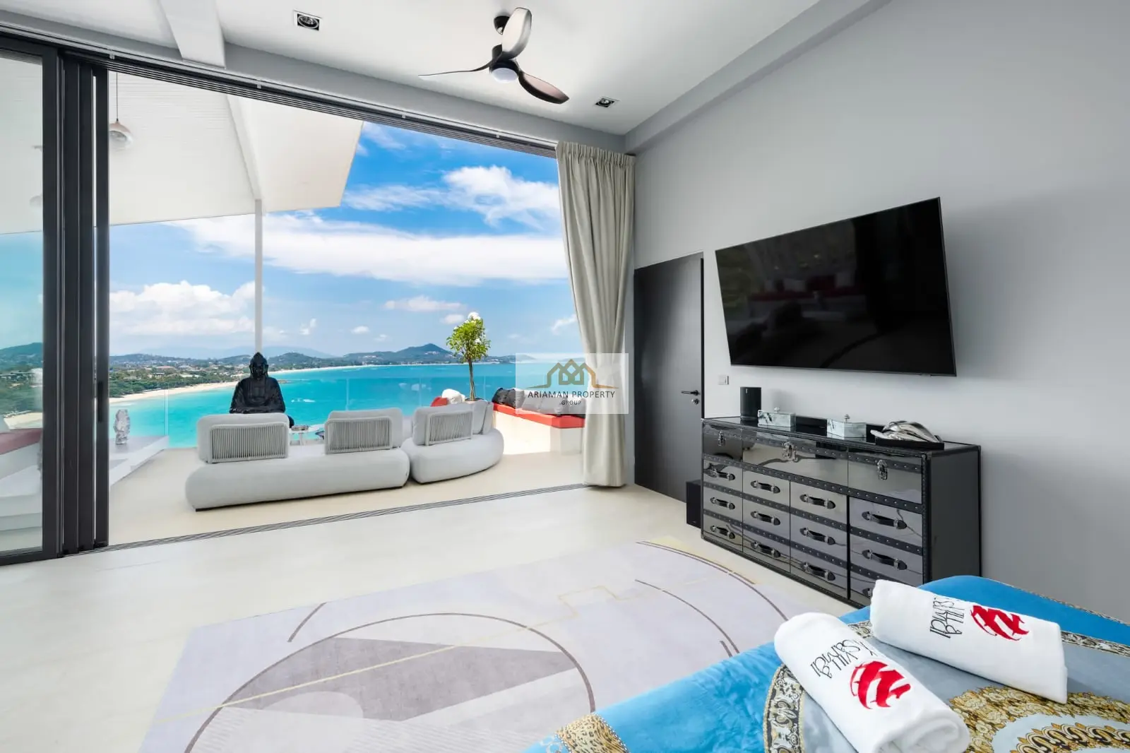 Luxurious 4-Bedroom Freehold Villa with Stunning Ocean and Mountain Views in Chaweng Noi