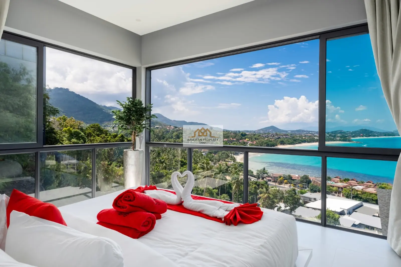 Luxurious 4-Bedroom Freehold Villa with Stunning Ocean and Mountain Views in Chaweng Noi