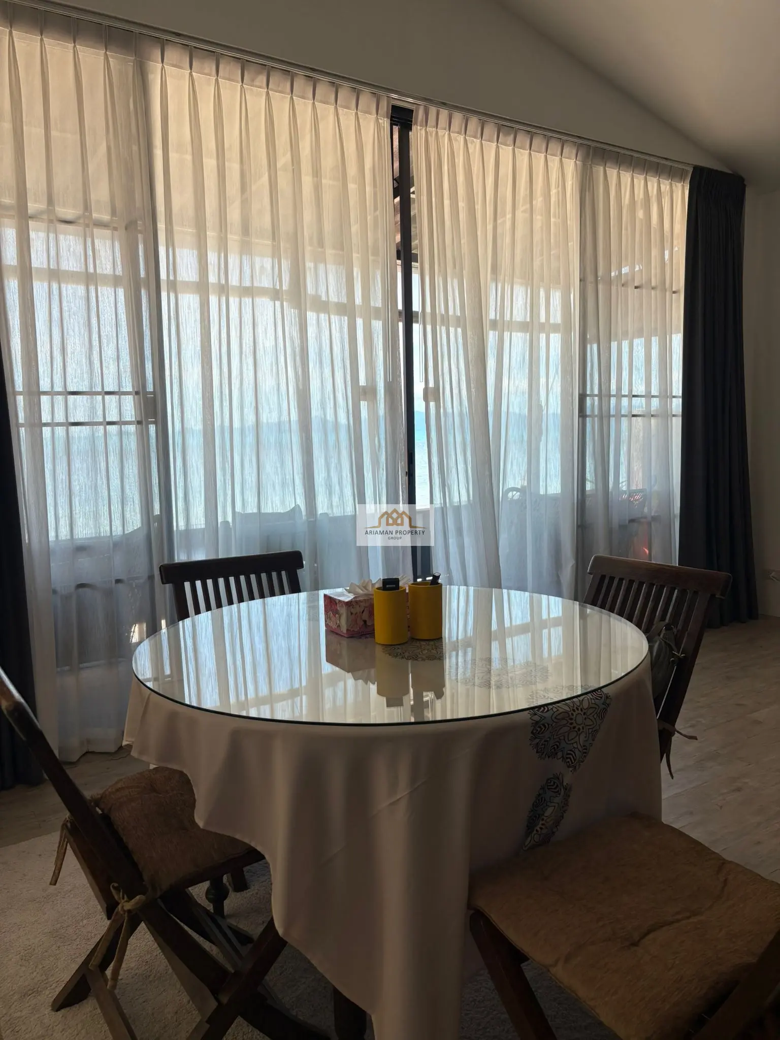 Cozy 1-Bedroom Beachfront Villa with Scenic Views in Bangpor