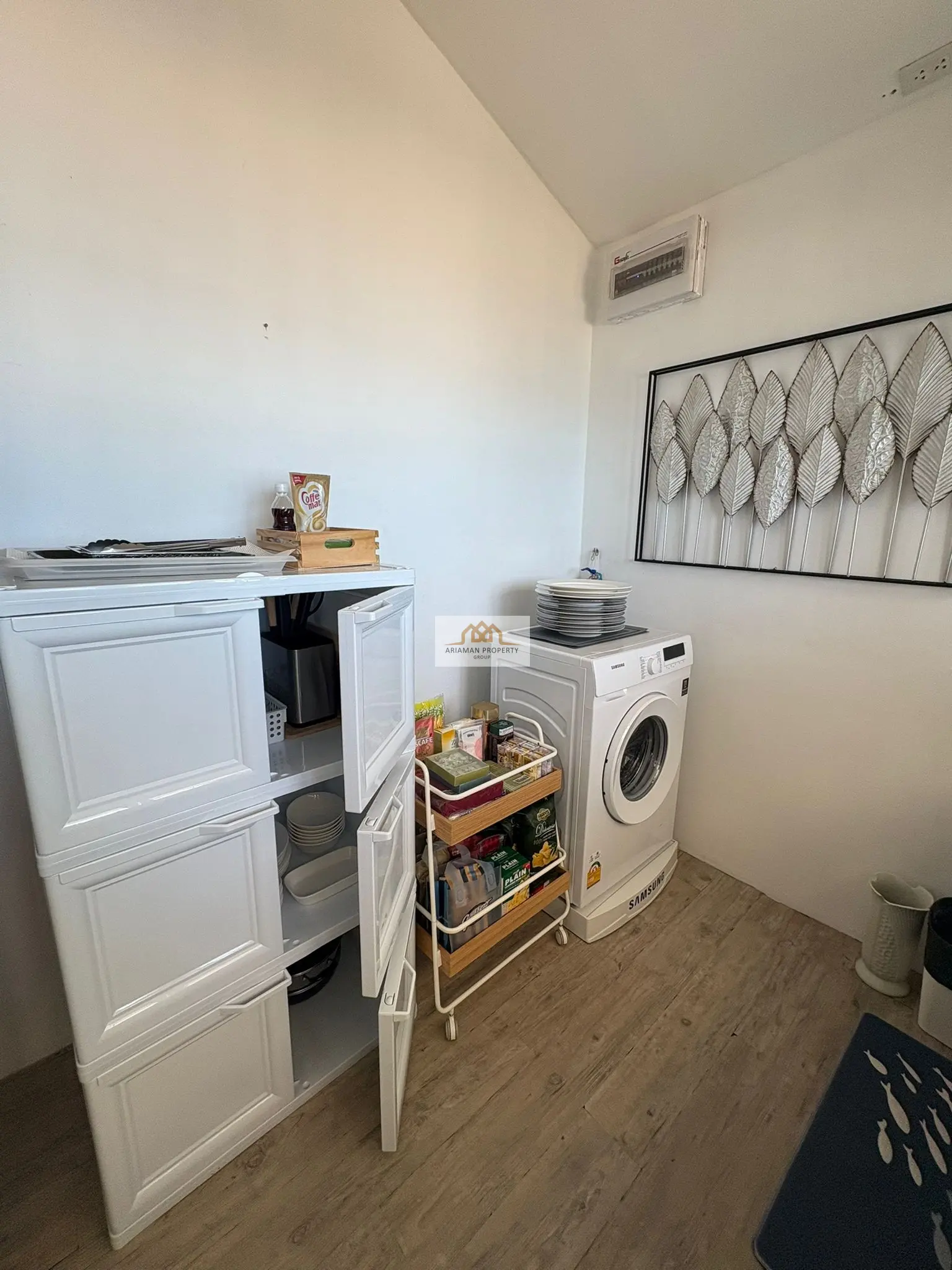 Cozy 1-Bedroom Beachfront Villa with Scenic Views in Bangpor