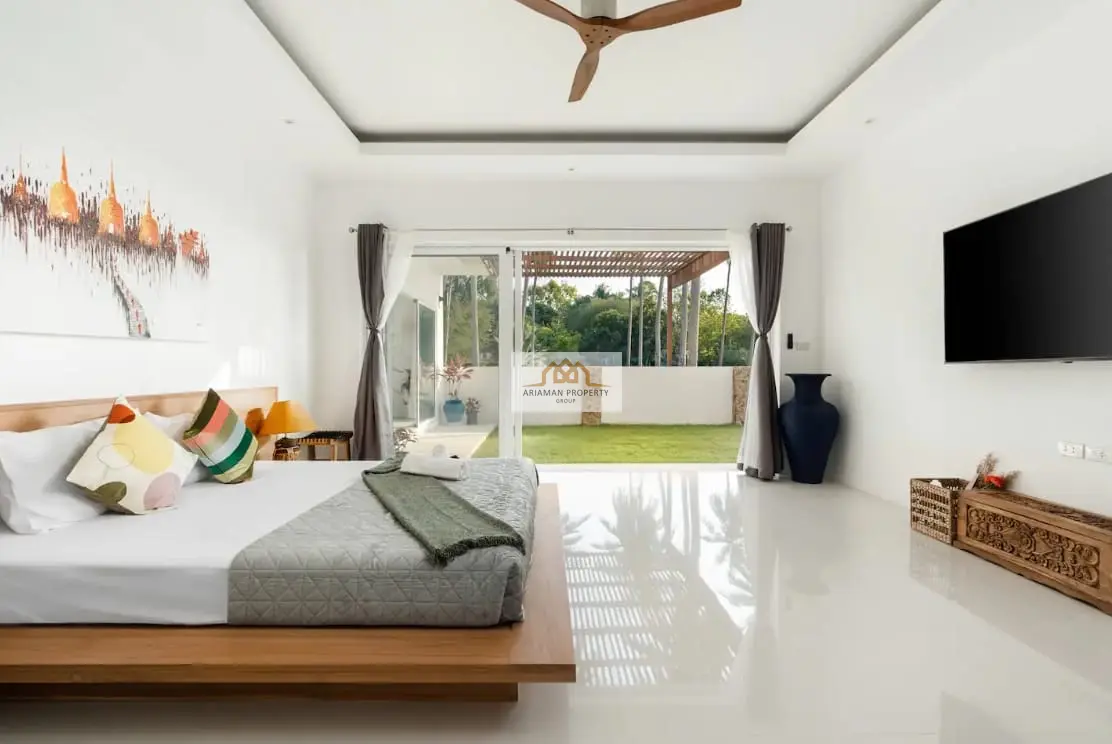Modern Beach Villa with Private Pool In Lipa Noi 