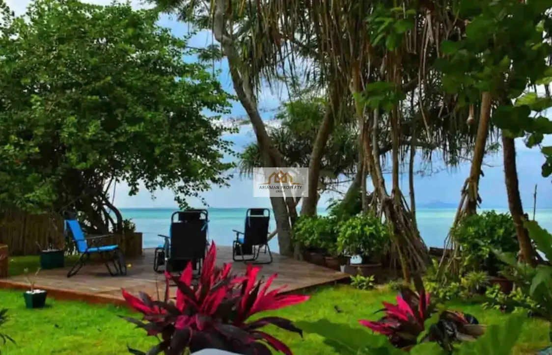 Modern Beach Villa with Private Pool In Lipa Noi 