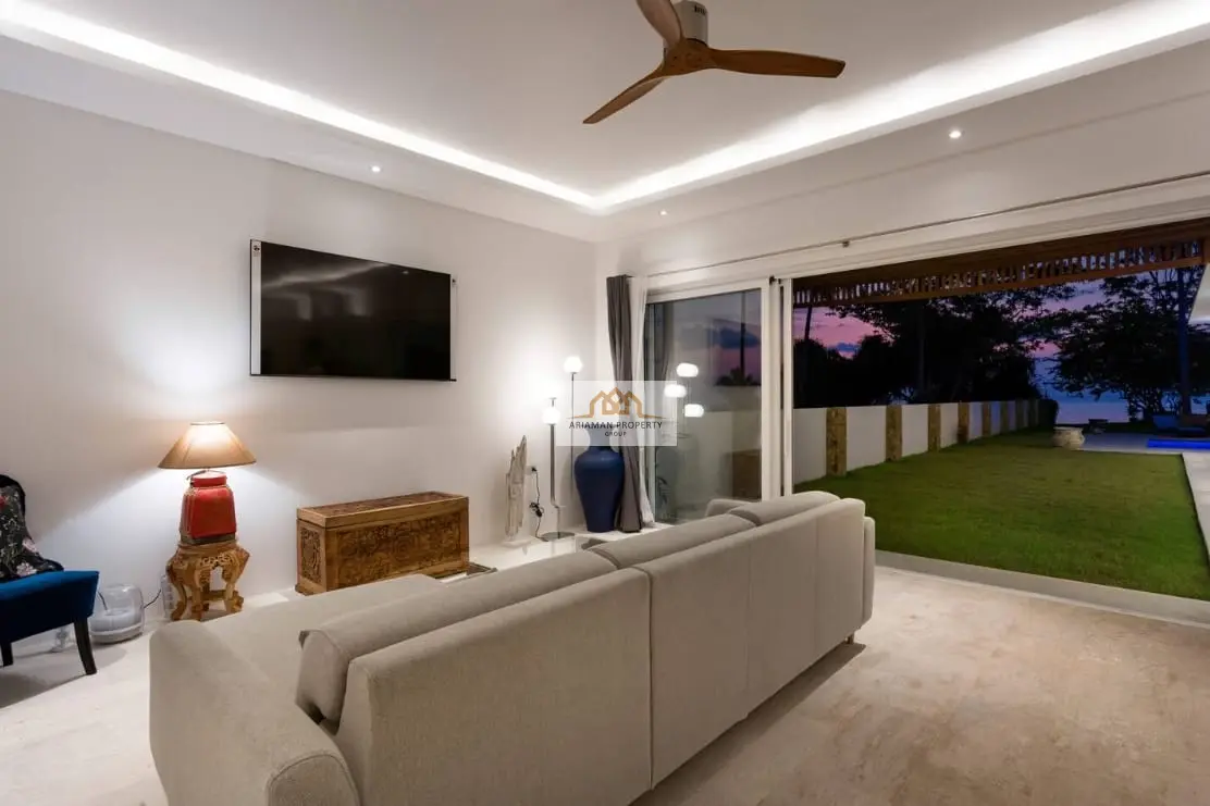 Modern Beach Villa with Private Pool In Lipa Noi 
