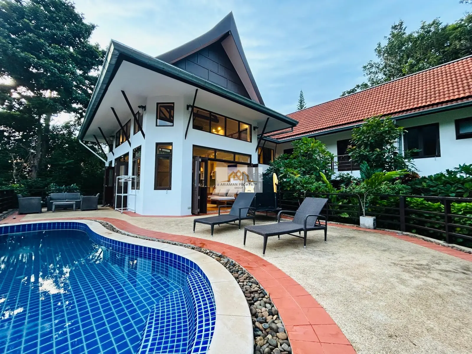 Spacious 4-Bedroom Villa with Curved Pool and Mountain Views in Bantai