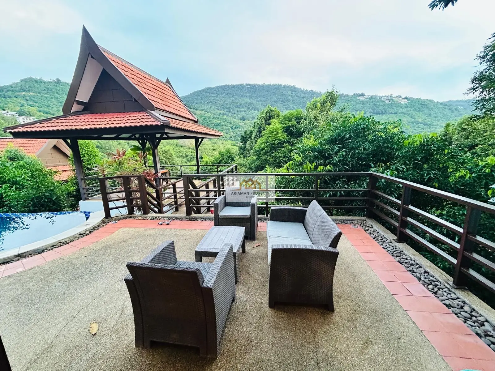 Spacious 4-Bedroom Villa with Curved Pool and Mountain Views in Bantai